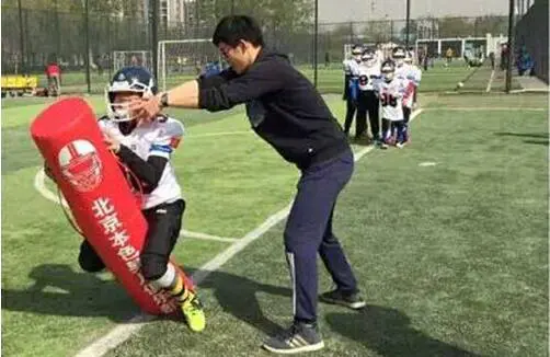如何通过数据分析优化篮板训练效果?_1